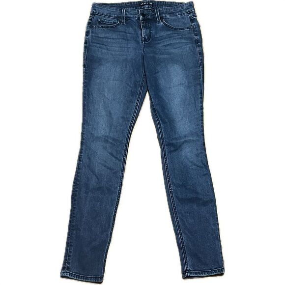 Level 99 Denim - Level 99 women’s size‎ 29 inch waist, straight, leg denim jeans